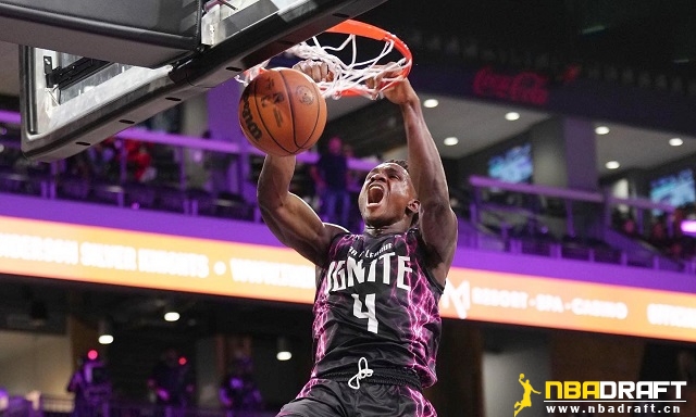 babacar-sane-gleague-dunk